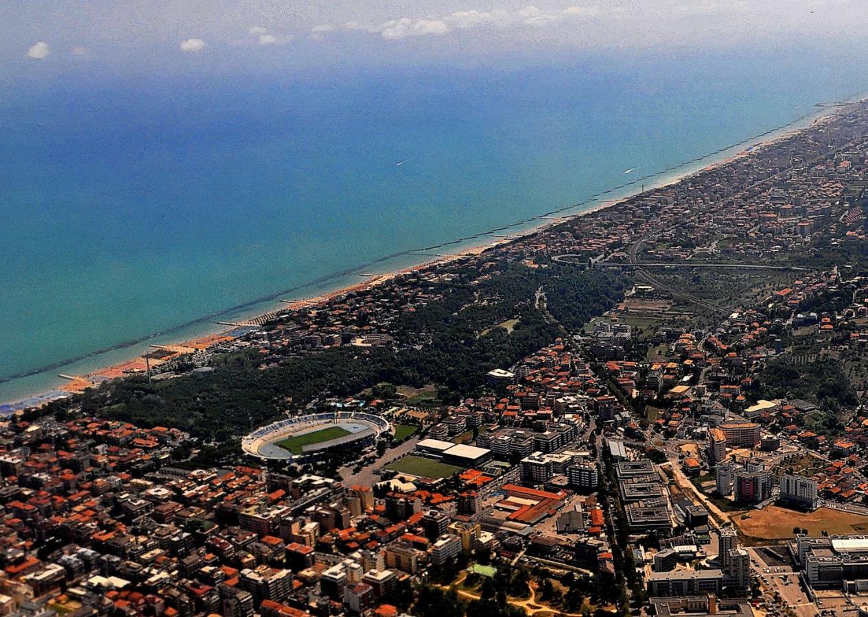 Suites Rome Pescara Exteriér fotografie